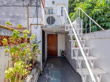 VENTA/PERMUTA - 2 Casas una PB de 2 dormitorios y otra PA de 1 dormitorio. Zona Sur, Rosario.