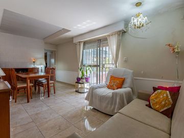 VENTA/PERMUTA - 2 Casas una PB de 2 dormitorios y otra PA de 1 dormitorio. Zona Sur, Rosario.