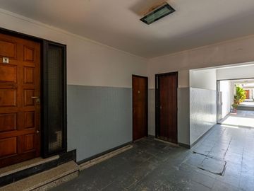 VENTA/PERMUTA - 2 Casas una PB de 2 dormitorios y otra PA de 1 dormitorio. Zona Sur, Rosario.