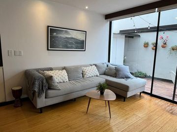 VENTA AMPLIA SUITE CON PATIO - QUITEÑO LIBRE - BELLAVISTA