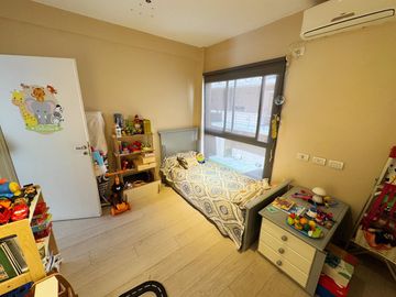 Departamento de tres ambientes  con cochera en venta en San Fernando