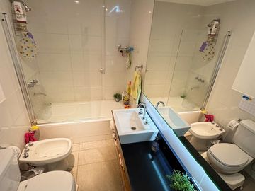 Departamento de tres ambientes  con cochera en venta en San Fernando