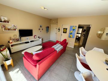 Departamento de tres ambientes  con cochera en venta en San Fernando