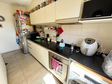 Departamento de tres ambientes  con cochera en venta en San Fernando