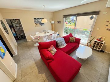 Departamento de tres ambientes  con cochera en venta en San Fernando