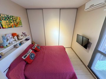 Departamento de tres ambientes  con cochera en venta en San Fernando