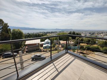 Departamento C/ espectacular vista al lago
