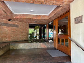 NUEVA CÓRDOBA*EXCLUSIVO SEMIPISO FRENTE AL PARQUE SARMIENTO – 3 DORM   2 COCHERAS