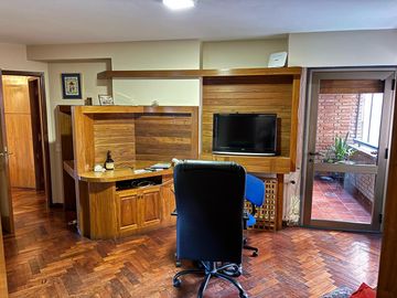 NUEVA CÓRDOBA*EXCLUSIVO SEMIPISO FRENTE AL PARQUE SARMIENTO – 3 DORM   2 COCHERAS