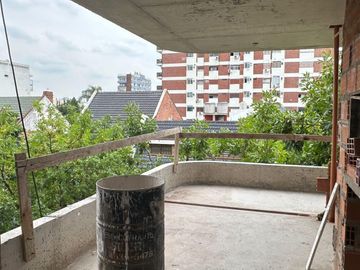 Departamento en Venta de 3 ambientes con balcon terraza y parrilla en Villa Devoto