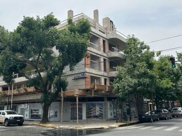 Departamento en Venta de 3 ambientes con balcon terraza y parrilla en Villa Devoto