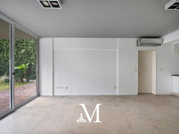 Departamento tipo Casa en  Venta 2 Amb con Jardin-Parrilla-1 Cochera-Colegiales