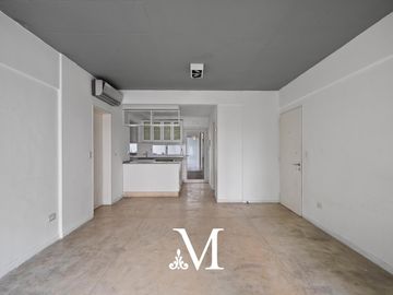 Departamento tipo Casa en  Venta 2 Amb con Jardin-Parrilla-1 Cochera-Colegiales