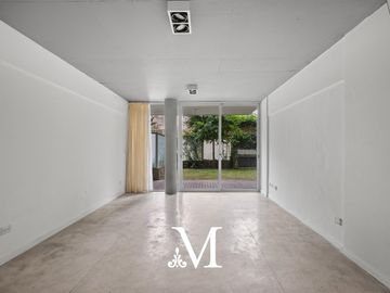 Departamento tipo Casa en  Venta 2 Amb con Jardin-Parrilla-1 Cochera-Colegiales