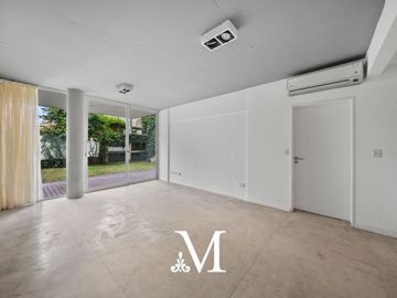 Departamento tipo Casa en  Venta 2 Amb con Jardin-Parrilla-1 Cochera-Colegiales