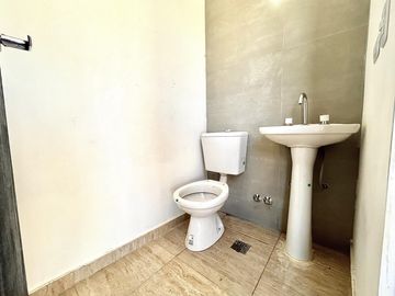 Venta Casa 4 Ambientes Con Pileta Medal Country Club