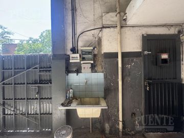 Galpón en Banfield Oeste