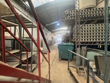 Galpón en Banfield Oeste