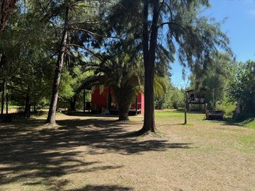 Casa en  venta en el Delta de Tigre con frente al Río Carapachay
