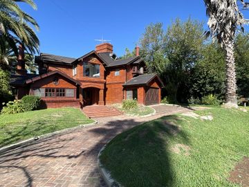 Casa en Venta en Nautico Escobar - Con Piscina