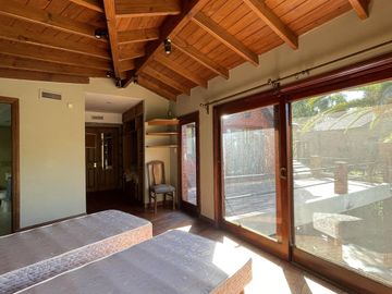 Casa en Venta en Nautico Escobar - Con Piscina