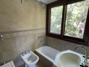 Casa en Venta en Nautico Escobar - Con Piscina