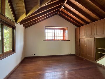Casa en Venta en Nautico Escobar - Con Piscina