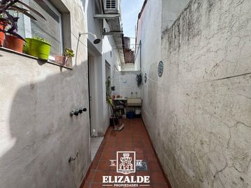 Don Bosco  y Monseñor Alberti - Ph de 3 ambientes con patio - Venta - San isidro