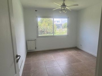 Casa en Santa Isabel - 4 ambientes- 130 m2