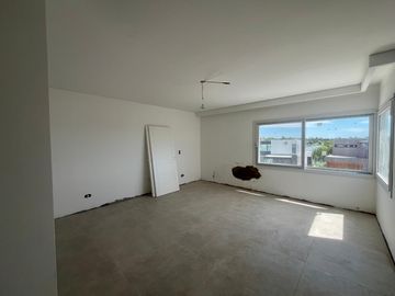 CASA EN ALQUILER - LA RESERVA CARDALES