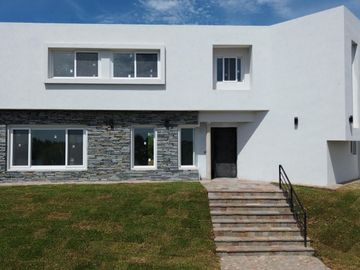 CASA EN ALQUILER - LA RESERVA CARDALES