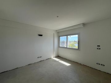 CASA EN ALQUILER - LA RESERVA CARDALES