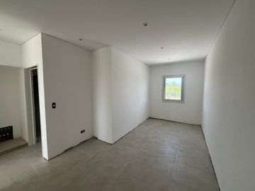 CASA EN ALQUILER - LA RESERVA CARDALES