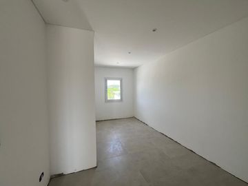 CASA EN ALQUILER - LA RESERVA CARDALES