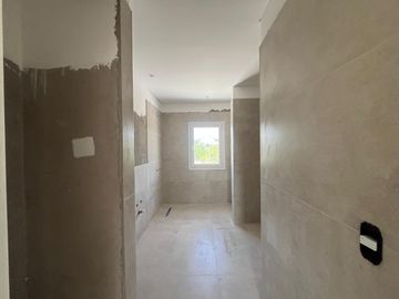 CASA EN ALQUILER - LA RESERVA CARDALES