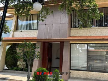 Casa en Venta Lomas de Valle Escondido, Atizapán de Zaragoza, México