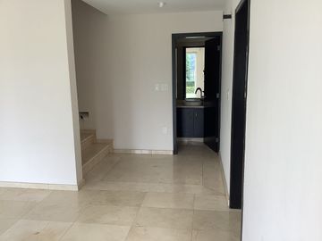 RENTA CASA LOMAS COUNTRY PRECIOSA $85,000.00