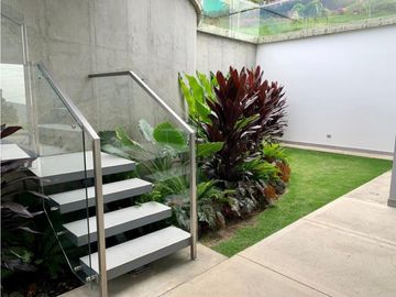 VENTA CASA LUXURY CONDOMINIO DE DAPA