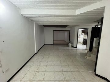 ¡Oportunidad úNica! Casa En Venta En Jamundí Con Ubicación Privilegiada, ¡A Un Paso Del éXito!