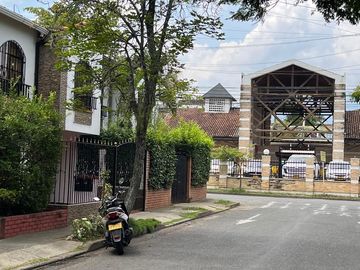 ¡Oportunidad úNica! Casa En Venta En Jamundí Con Ubicación Privilegiada, ¡A Un Paso Del éXito!