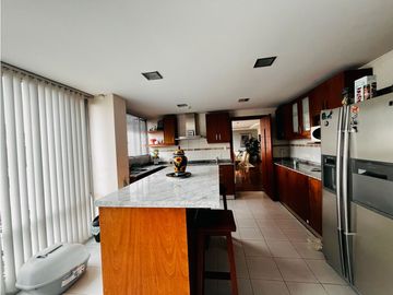Bellavista, Departamento en Venta, 175m2, 3 Habitaciones