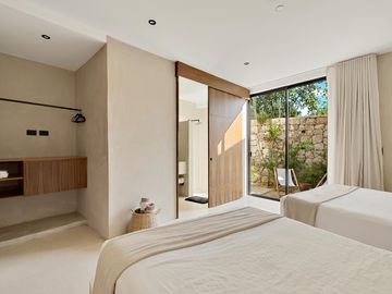 Impresionante Villa de 5 Recámaras en Excelente Ubicación – Amplia y de Diseño Increíble