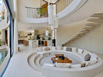 Impresionante Villa de 5 Recámaras en Excelente Ubicación – Amplia y de Diseño Increíble