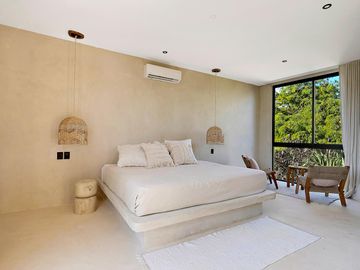 Impresionante Villa de 5 Recámaras en Excelente Ubicación – Amplia y de Diseño Increíble