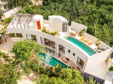 Impresionante Villa de 5 Recámaras en Excelente Ubicación – Amplia y de Diseño Increíble