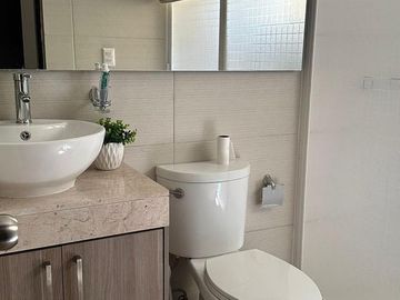 Buen Precio! Casa Remodelada de 2 dormitorios en venta en Playa del Carmen
