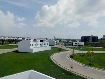 Casa en  preventa de 4 recamaras en Parque Oaxaca Lomas de Angelopolis