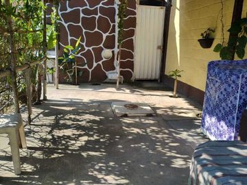 SE VENDE CASA CON TERRENO DE 600  MTS.