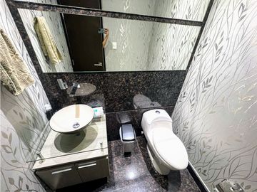 SE VENDE  APARTAMENTO DE LUJO  EN LA CASTELLANA