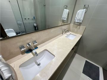 SE VENDE  APARTAMENTO DE LUJO  EN LA CASTELLANA